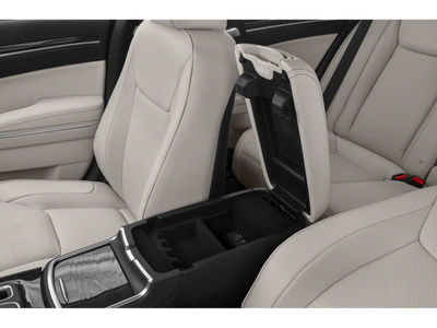2018 Chrysler 300 Touring