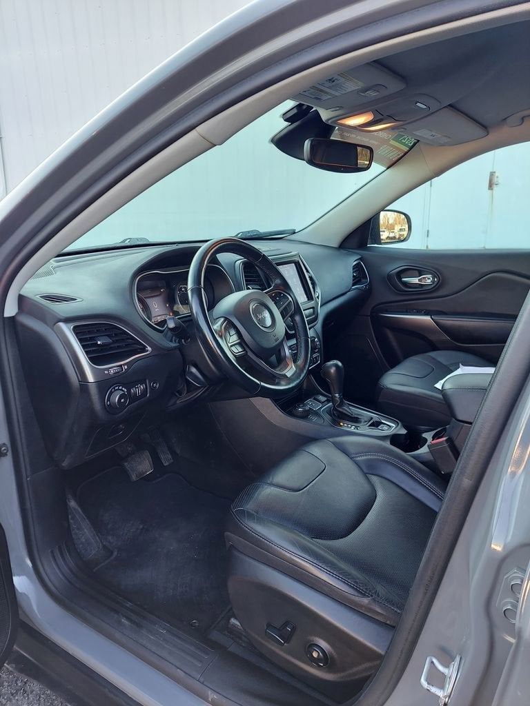 2021 Jeep Cherokee Latitude Lux