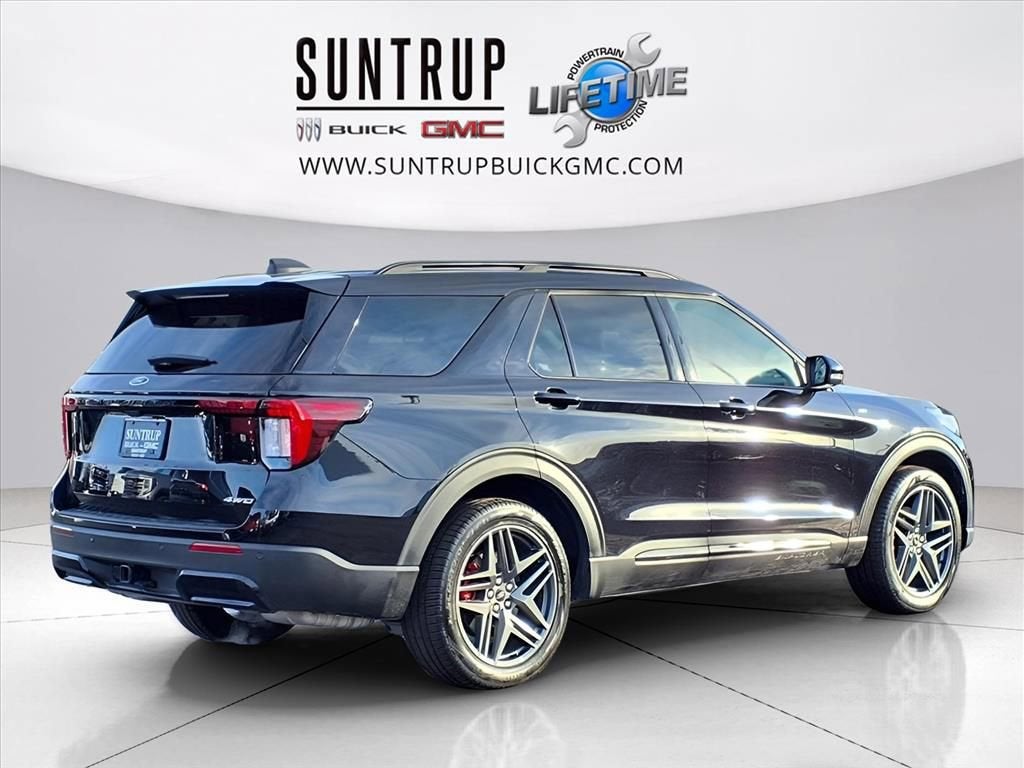 2025 Ford Explorer ST-Line