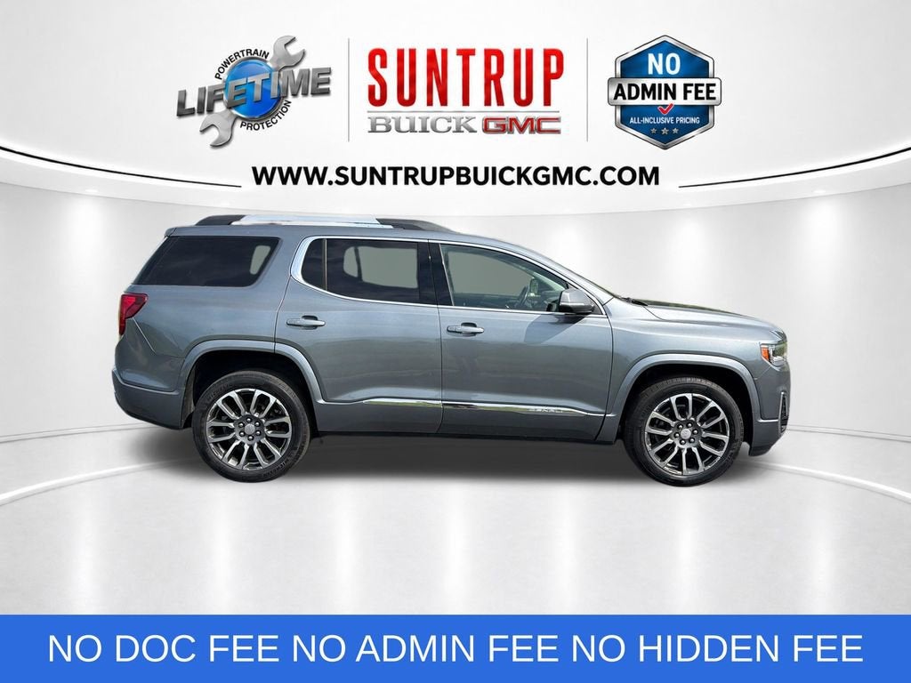 2022 GMC Acadia Denali