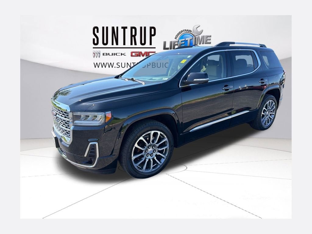 2023 GMC Acadia Denali