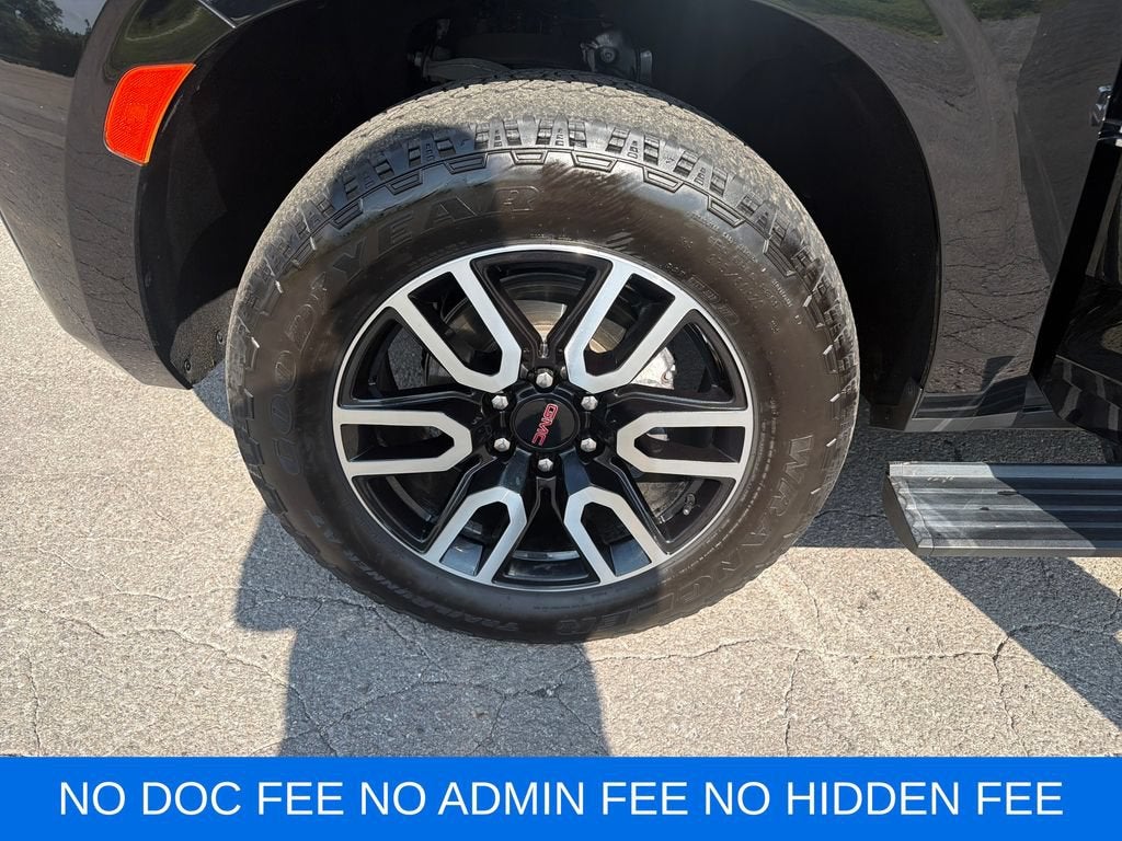 2022 GMC Yukon XL AT4