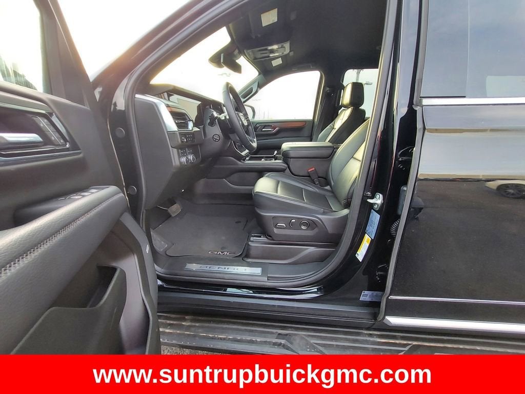 2025 GMC Yukon XL Denali