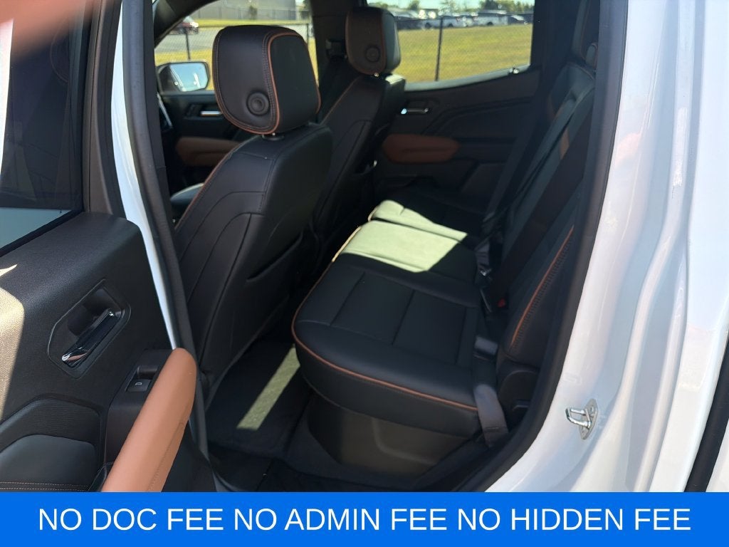 2023 GMC Canyon 4WD AT4