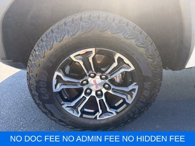 2023 GMC Canyon 4WD AT4