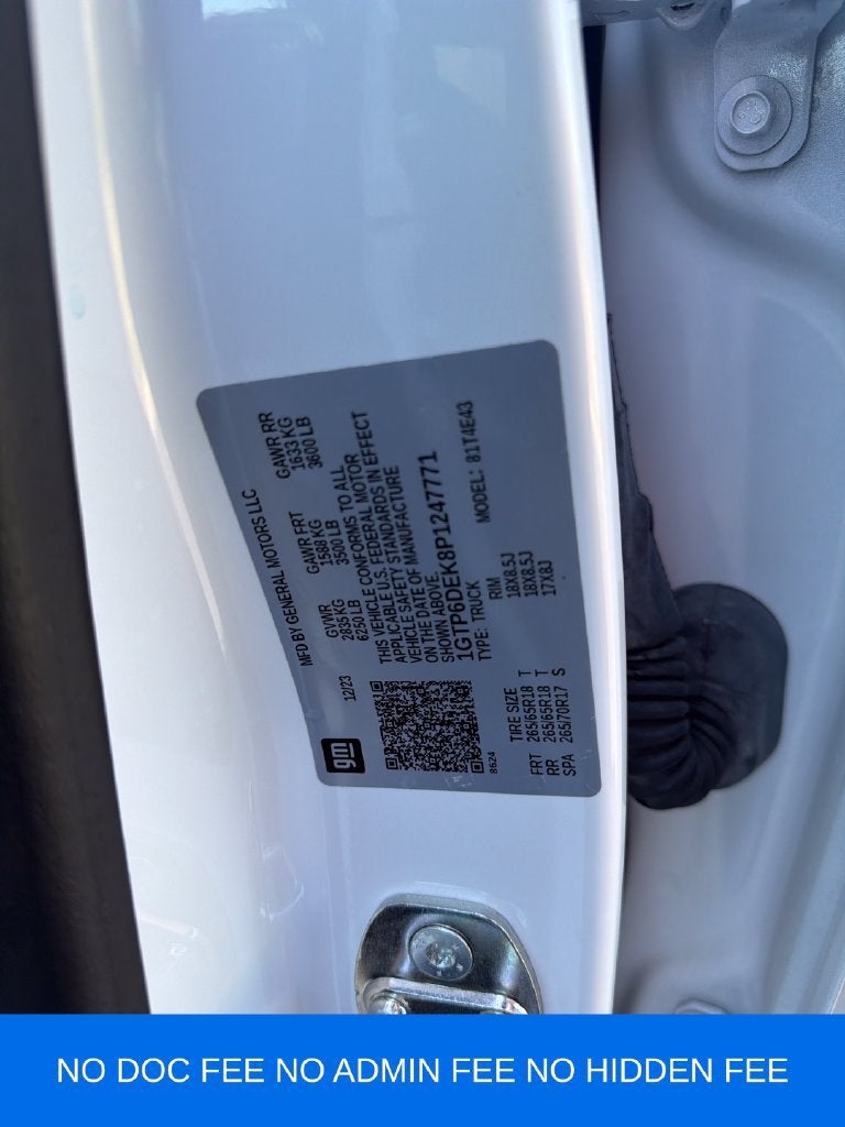 2023 GMC Canyon 4WD AT4