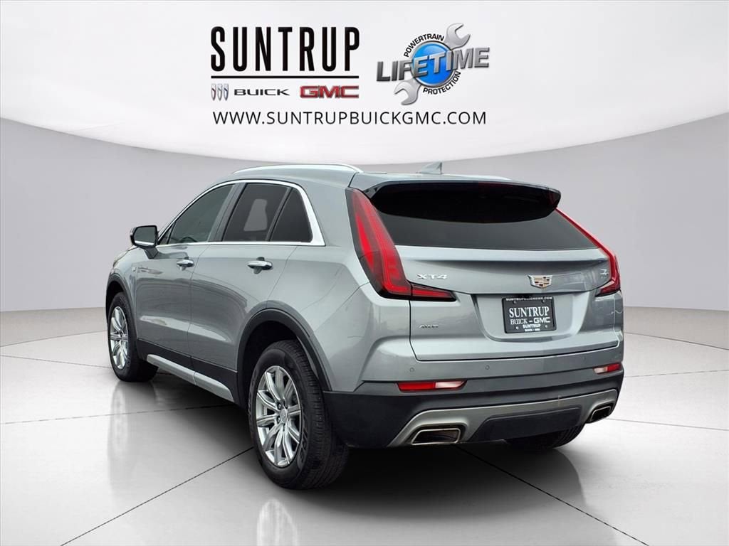 2023 Cadillac XT4 Premium Luxury