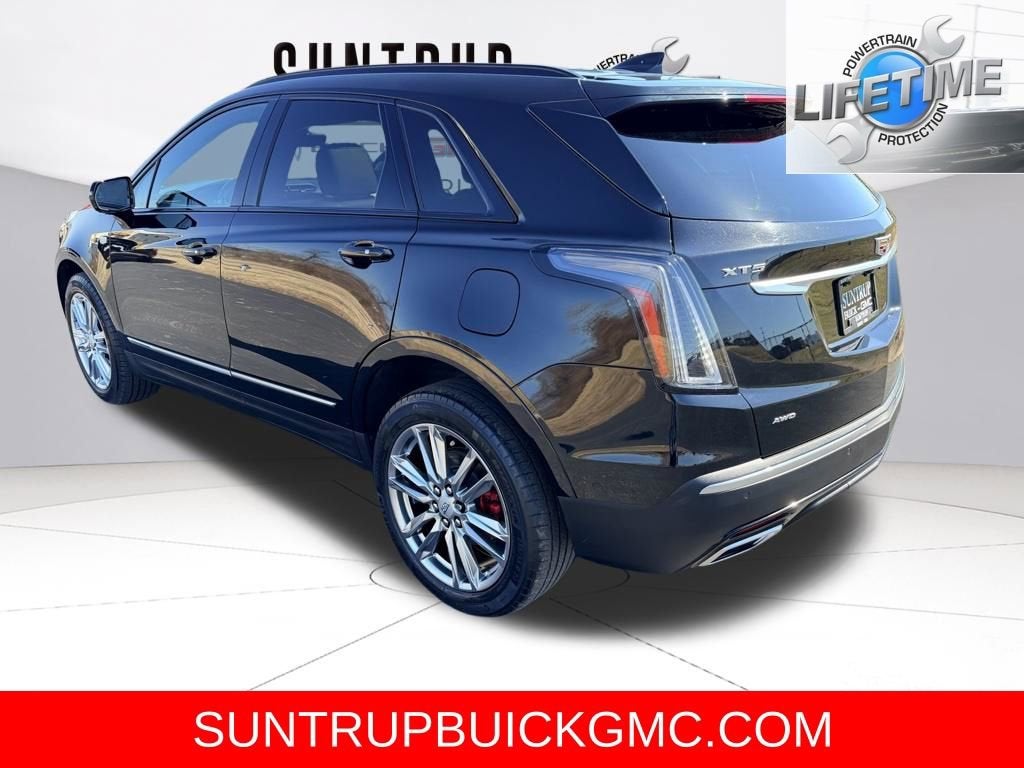 2022 Cadillac XT5 Sport