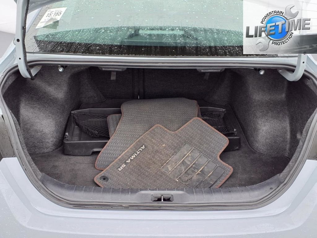 2025 Nissan Altima SR