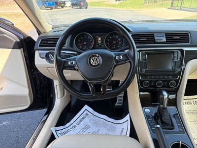 2019 Volkswagen Passat 2.0T SE R-Line