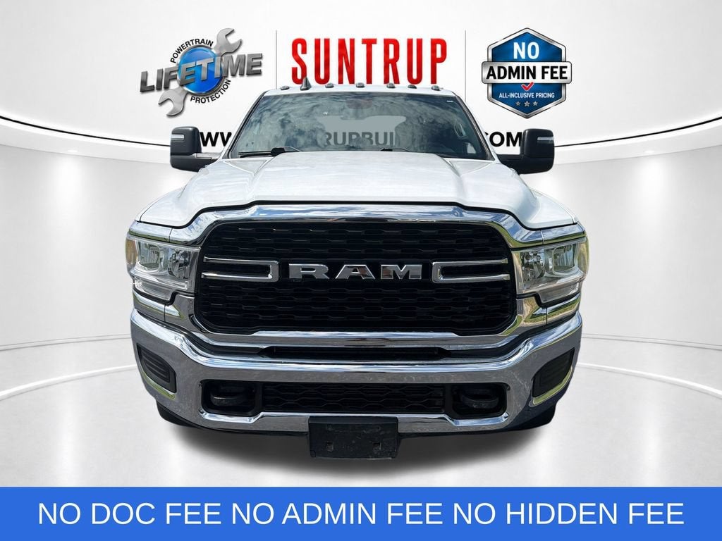2024 RAM 3500 Chassis Cab SLT