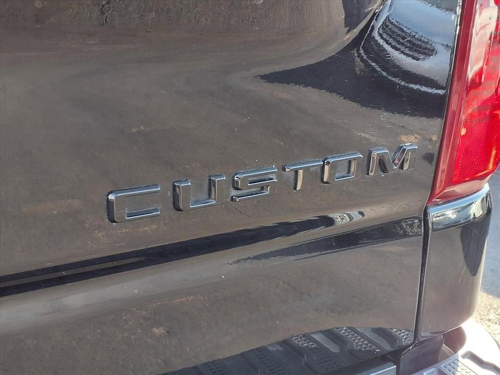 2022 Chevrolet Silverado 1500 Custom Trail Boss