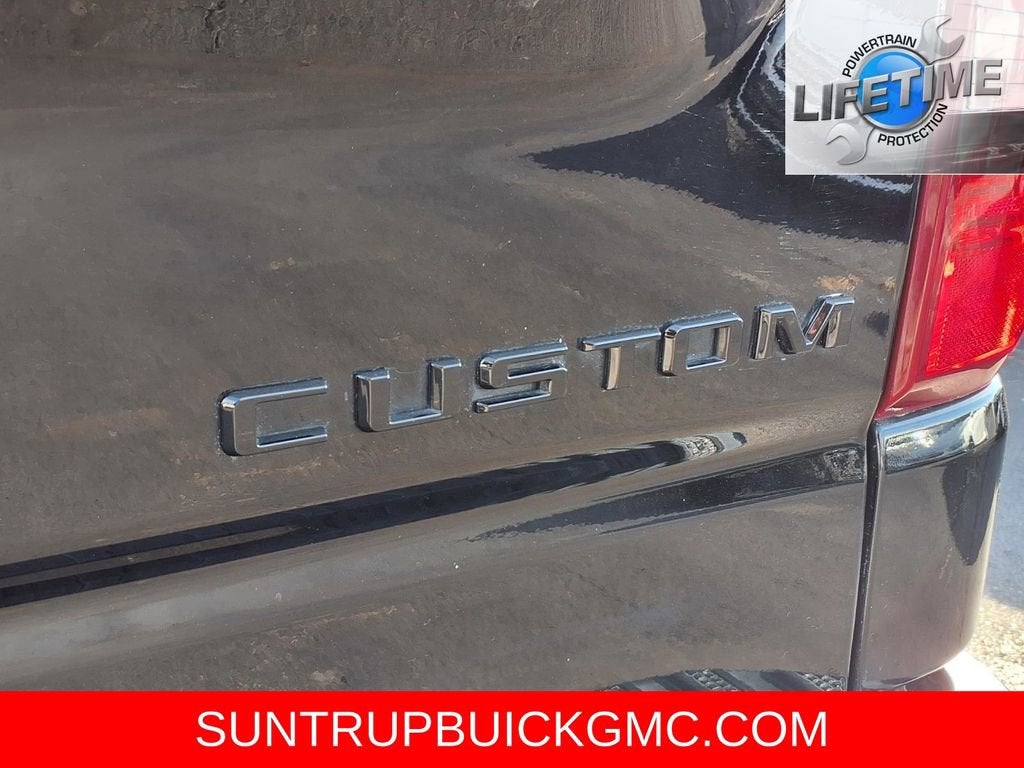 2022 Chevrolet Silverado 1500 Custom Trail Boss