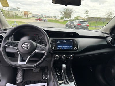 2023 Nissan Kicks SV