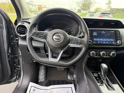 2023 Nissan Kicks SV