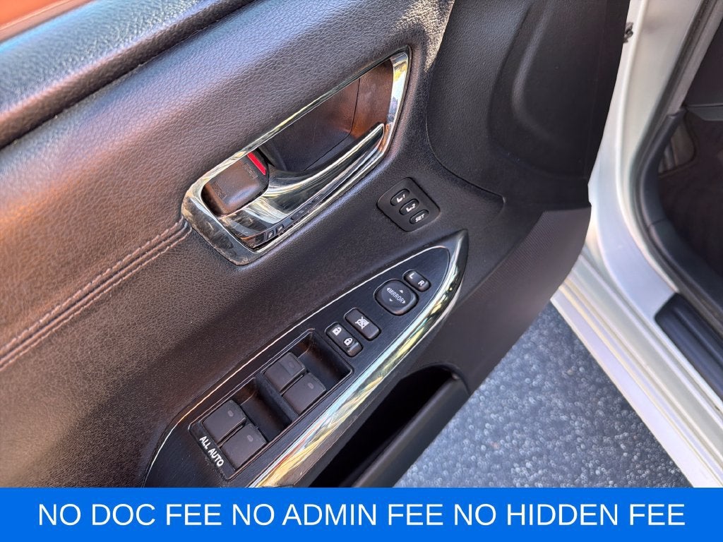 2013 Toyota Avalon XLE