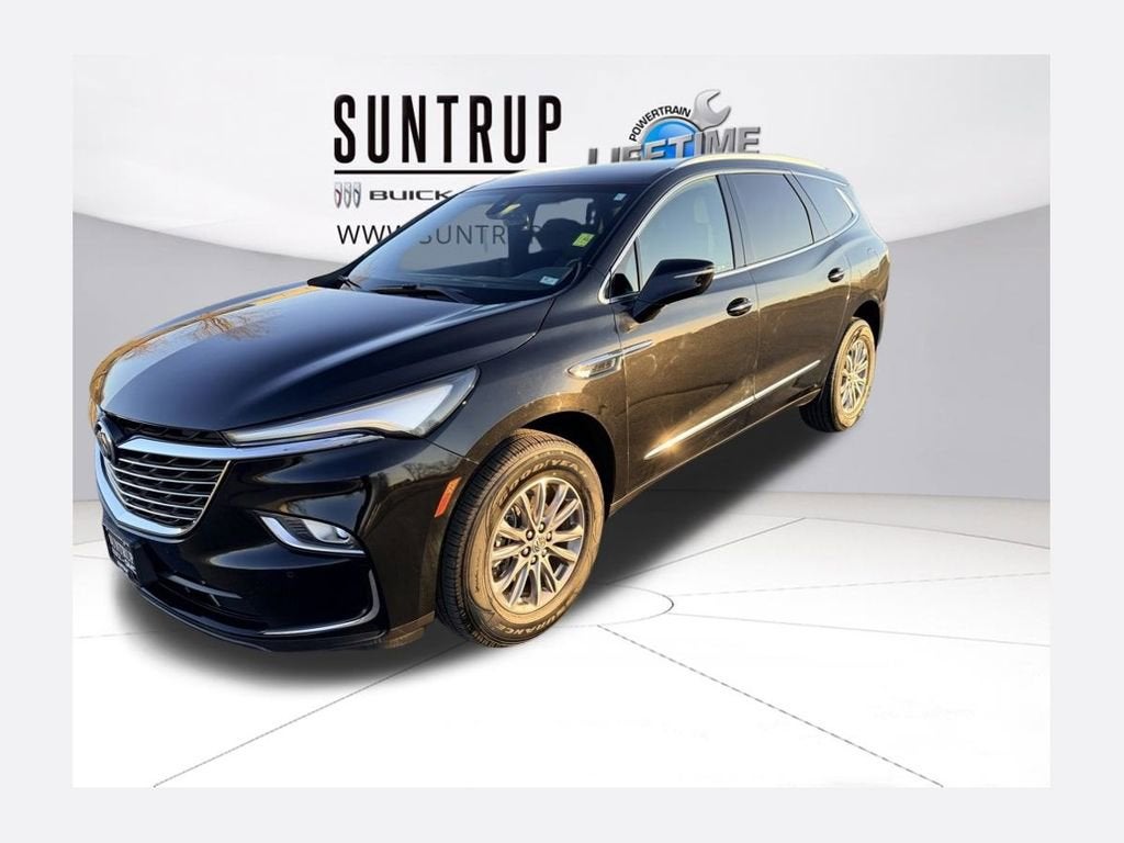 2023 Buick Enclave Essence