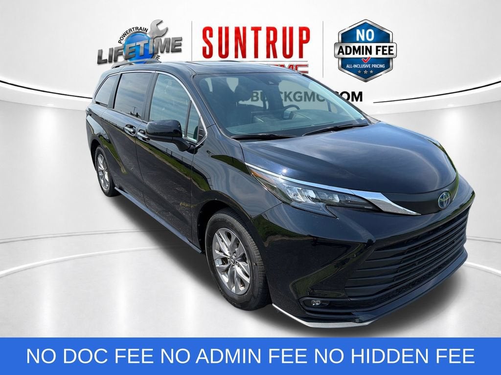 2025 Toyota Sienna XLE