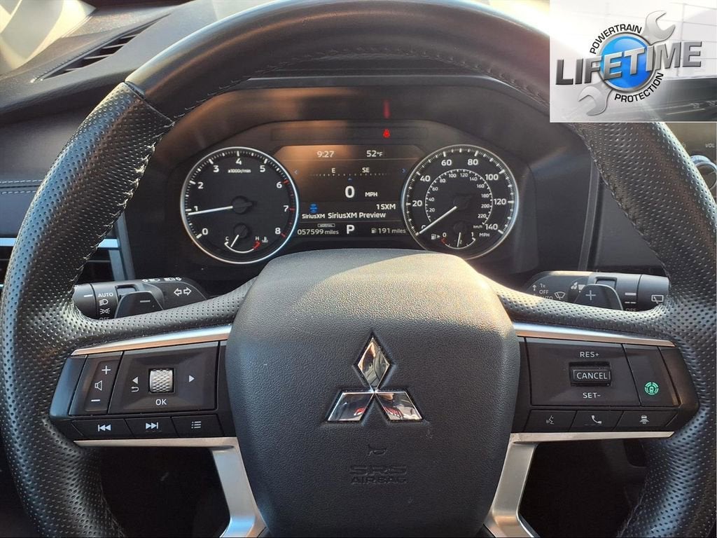 2024 Mitsubishi Outlander SE