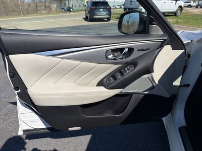 2023 INFINITI Q50 LUXE