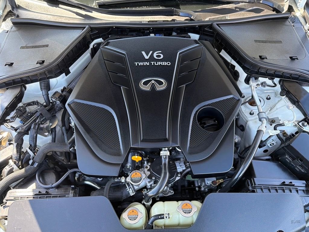 2023 INFINITI Q50 LUXE