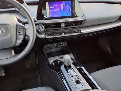 2025 Toyota Prius LE