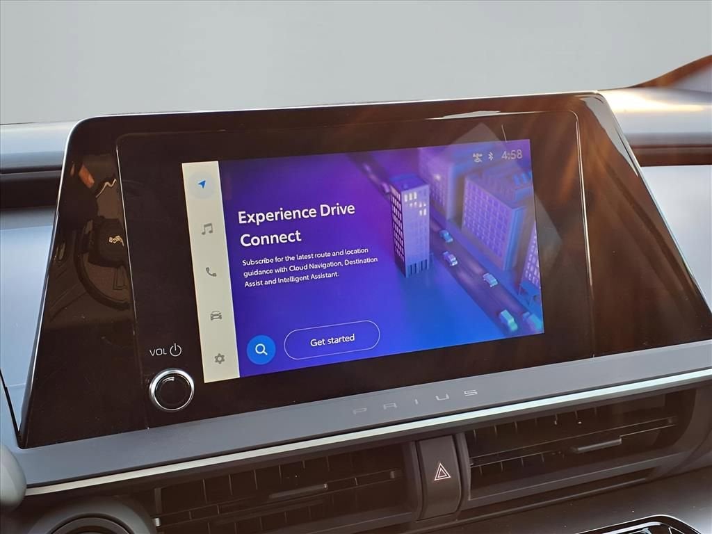 2025 Toyota Prius LE