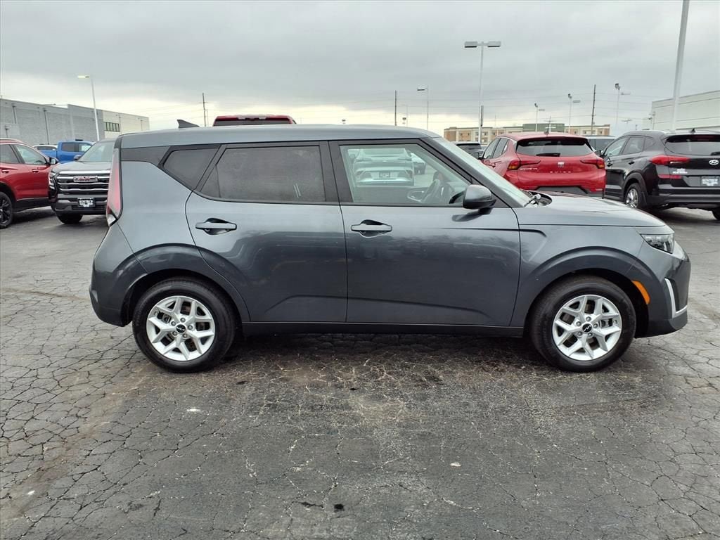 2024 Kia Soul LX