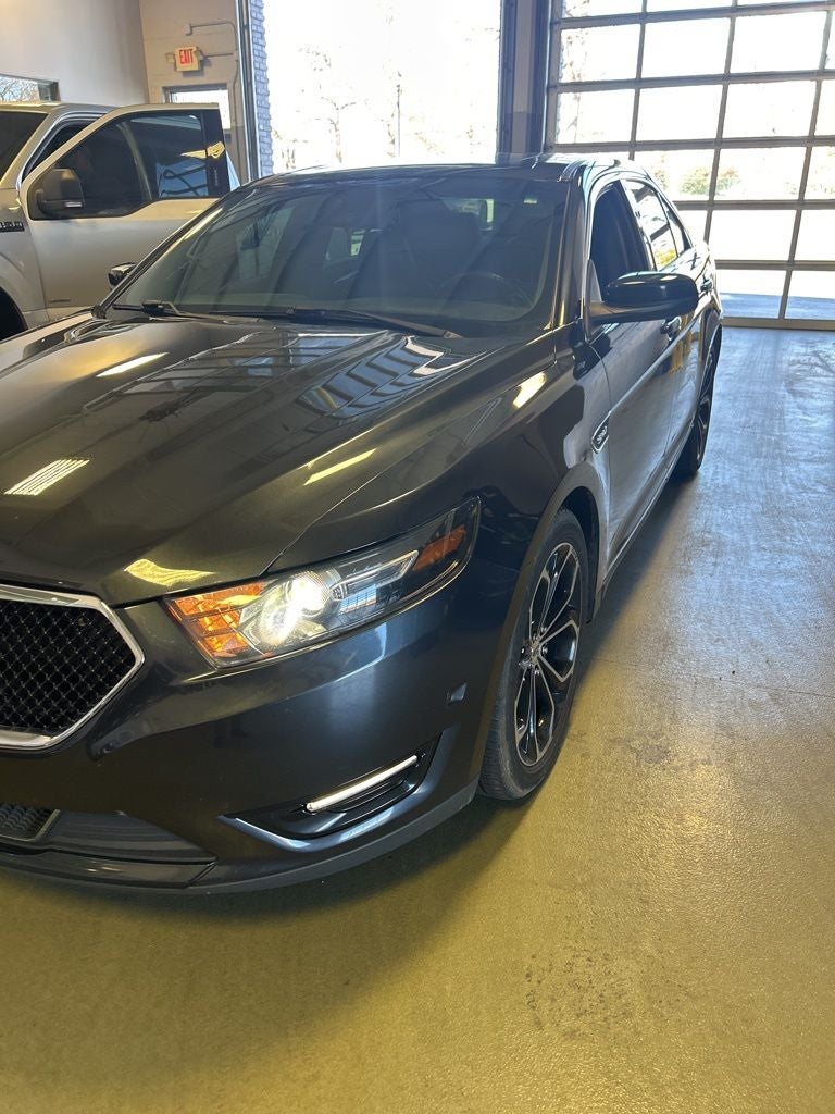 2017 Ford Taurus SHO
