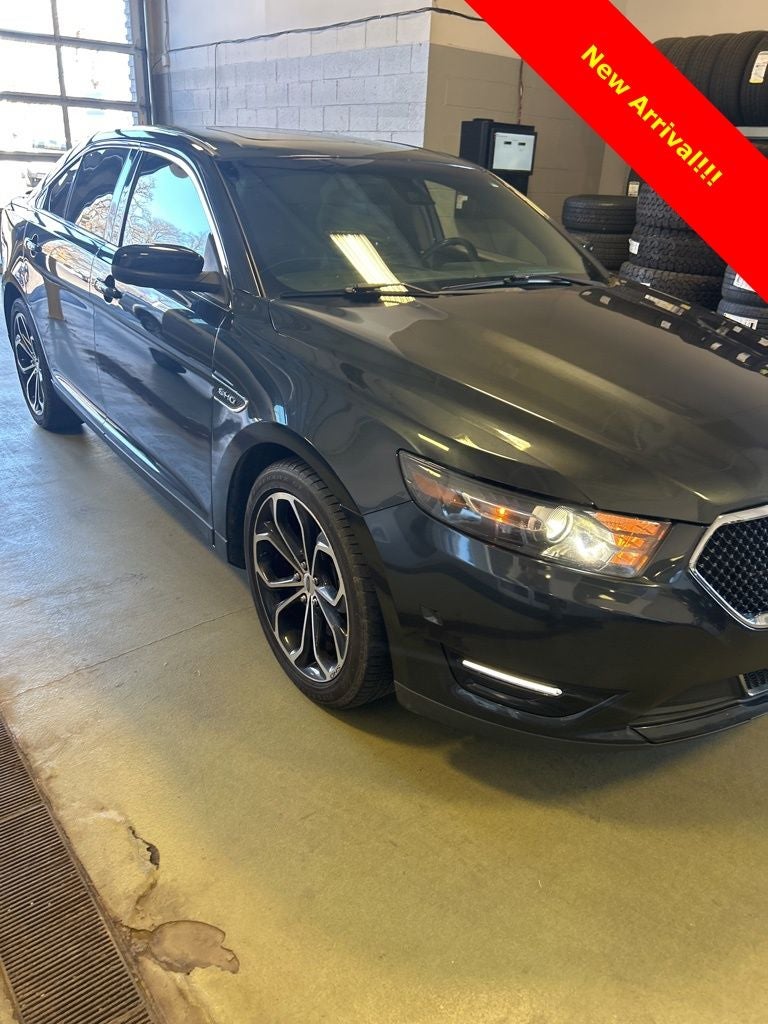2017 Ford Taurus SHO