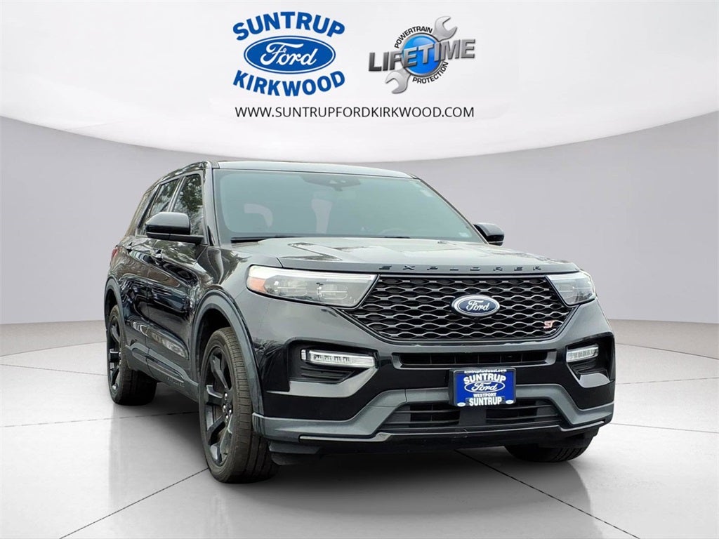 2022 Ford Explorer ST