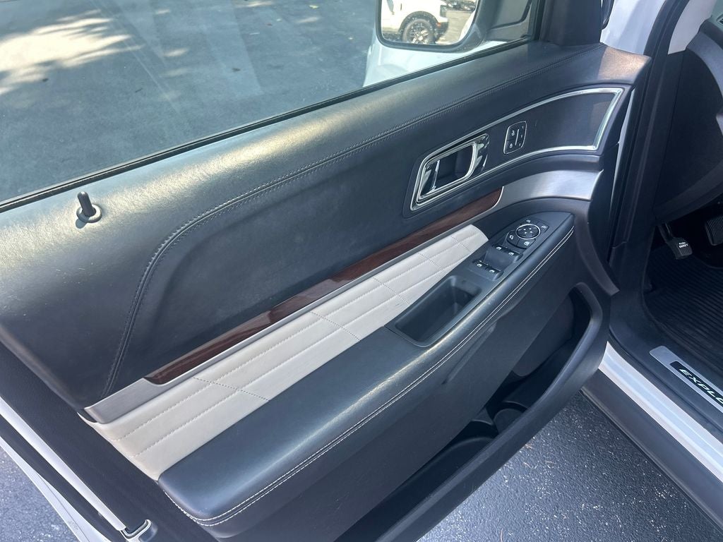 2016 Ford Explorer Platinum