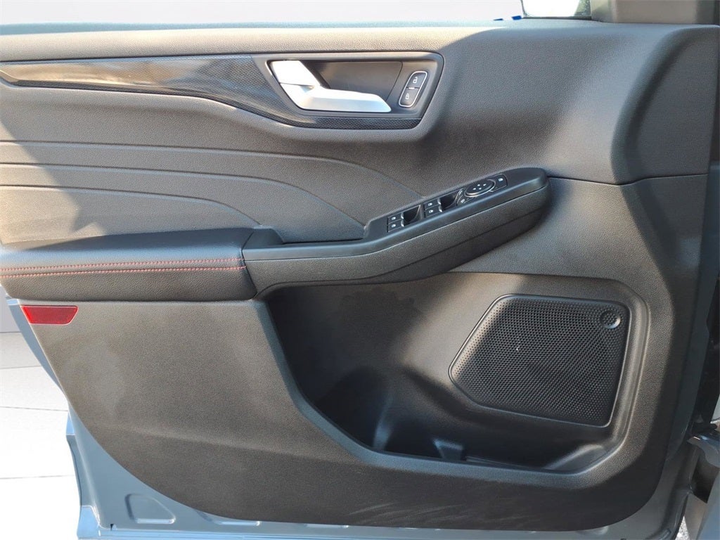 2025 Ford Escape Hybrid ST-Line Select