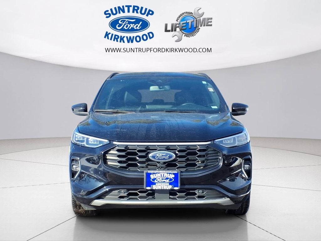 2023 Ford Escape ST-Line Elite