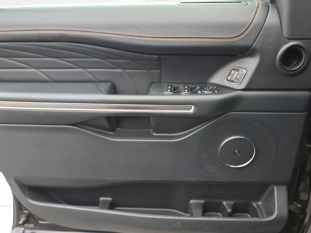 2023 Ford Expedition Max Platinum