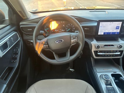 2021 Ford Explorer Base