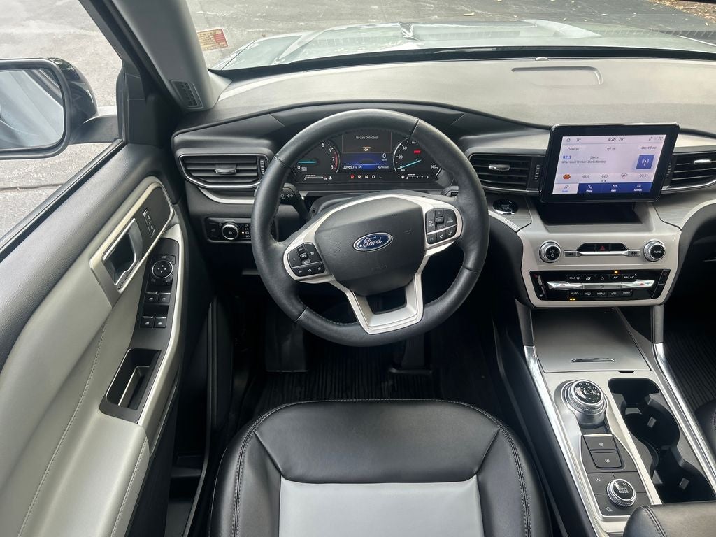 2024 Ford Explorer XLT