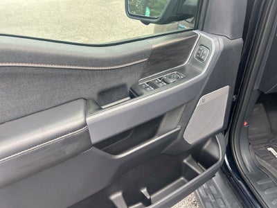 2025 Ford F-150 Lightning Lariat