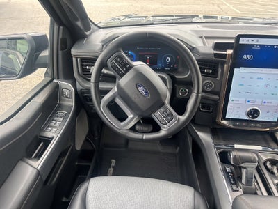 2025 Ford F-150 Lightning Lariat