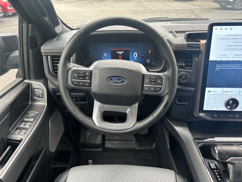 2025 Ford F-150 Lightning Lariat