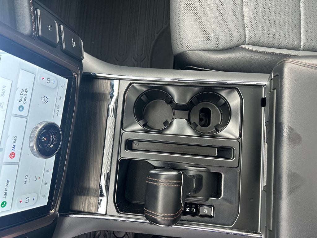 2025 Ford F-150 Lightning Lariat