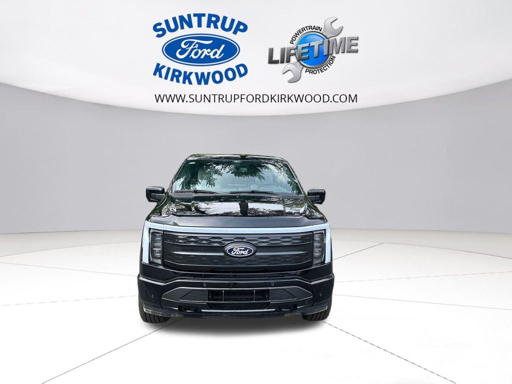 2025 Ford F-150 Lightning Platinum