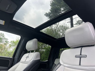 2025 Ford F-150 Lightning Platinum