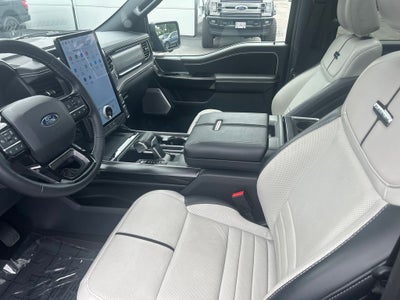 2025 Ford F-150 Lightning Platinum