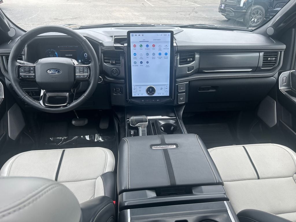 2025 Ford F-150 Lightning Platinum