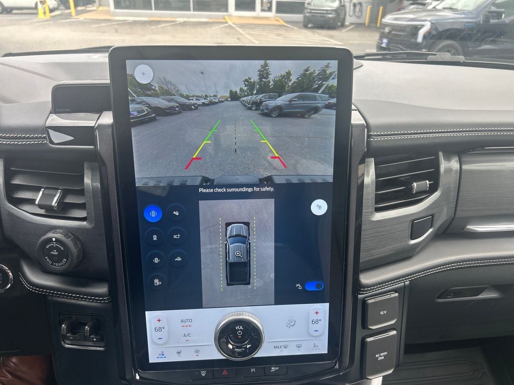 2025 Ford F-150 Lightning Platinum