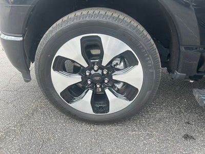 2025 Ford F-150 Lightning Platinum