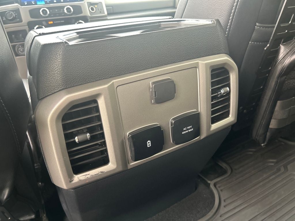 2022 Ford F-350SD Lariat