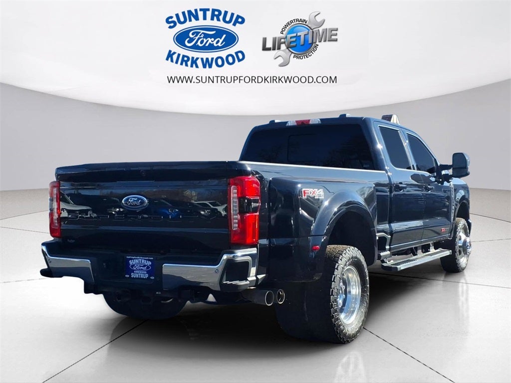 2025 Ford F-350SD Lariat DRW