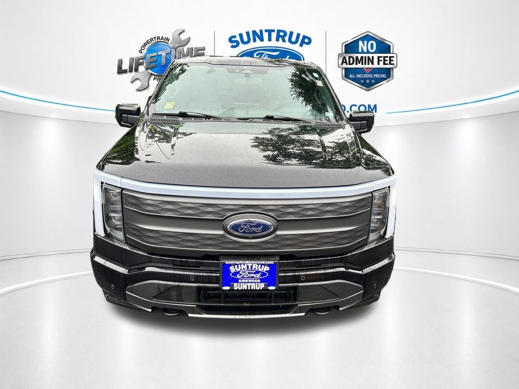 2022 Ford F-150 Lightning Lariat